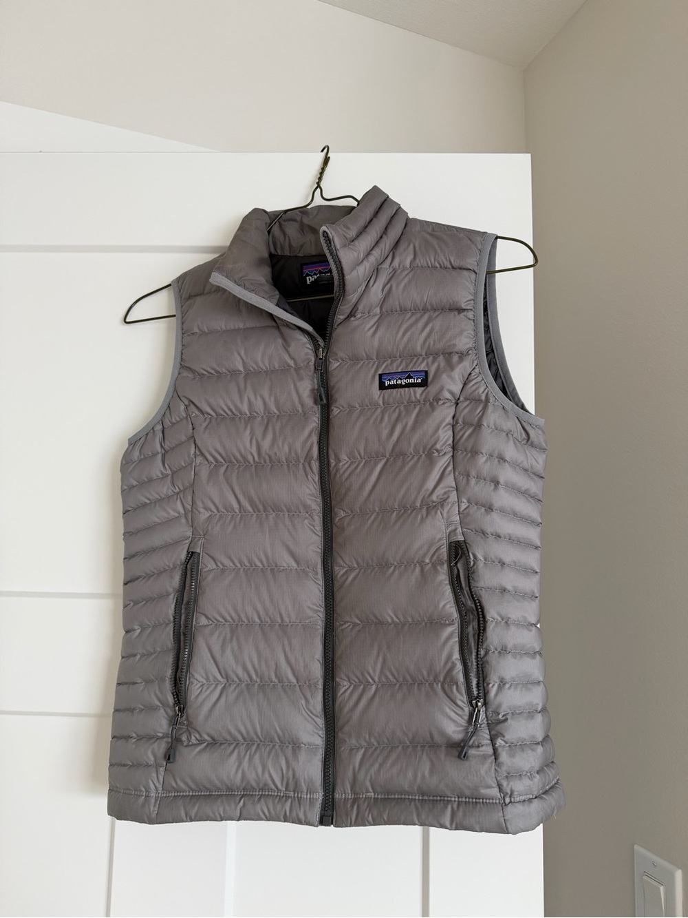 Patagonia Quilted Down Vest in Light Gray